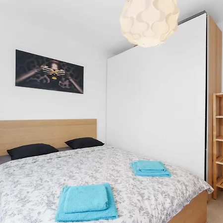 White Apartment Poreč